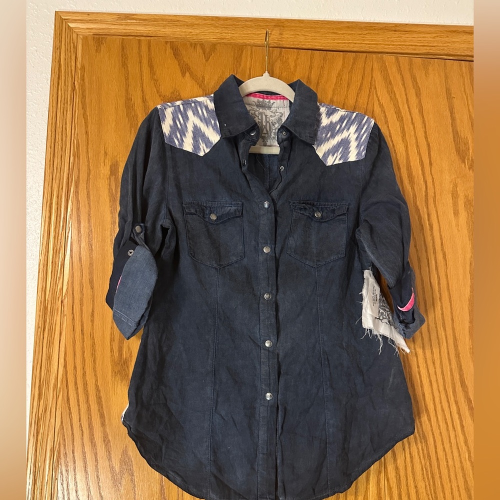 JAK by The Nu Vintage Denim Button-Up Shirt with Pattern Accents - NWT - Size L